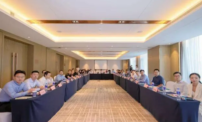 中保登会员代表走进蔚能，调研绿色科技创新发展