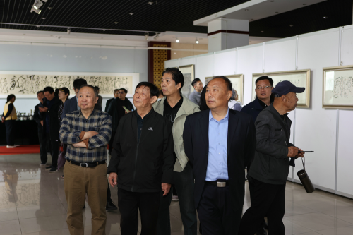 周鹏飞毛体书法·大写意画艺术大展在德州董子文化街美术馆开幕