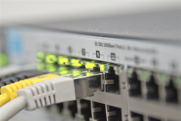 工信部：1000Mbps及以上接入速率的固网宽带接入达2.23亿户
